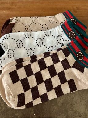 Woman’s Checker & Pattern Ankle Socks - Gucci Lovers!